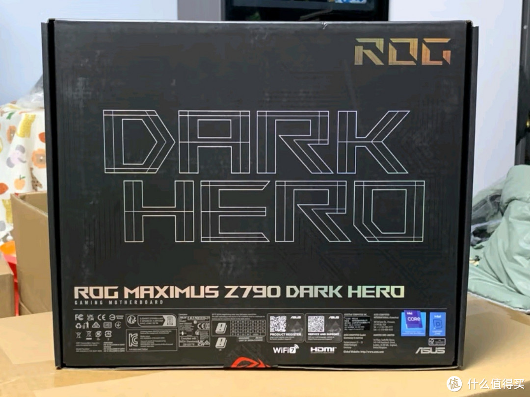 ROG MAXIMUS Z890 HERO 主板：为入门级玩家打造的性能怪兽